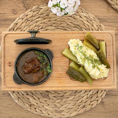 Osada Sluszewo - Apartamenty Restauracja Wydarzenia Γκνιεβίνο Εξωτερικό φωτογραφία