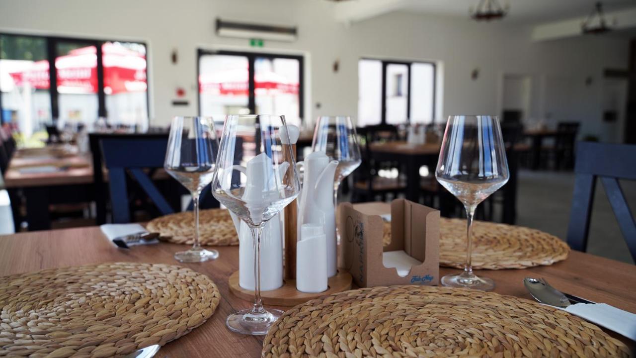 Osada Sluszewo - Apartamenty Restauracja Wydarzenia Γκνιεβίνο Εξωτερικό φωτογραφία